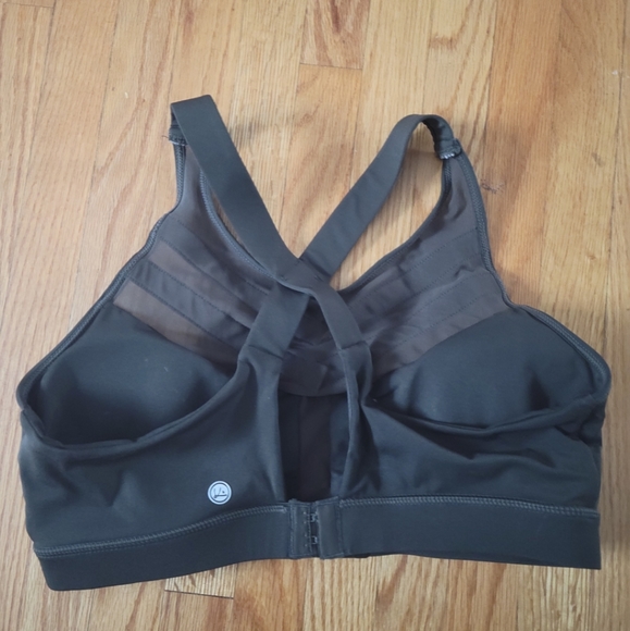 Queenieke sports bra size medium - Picture 2 of 4